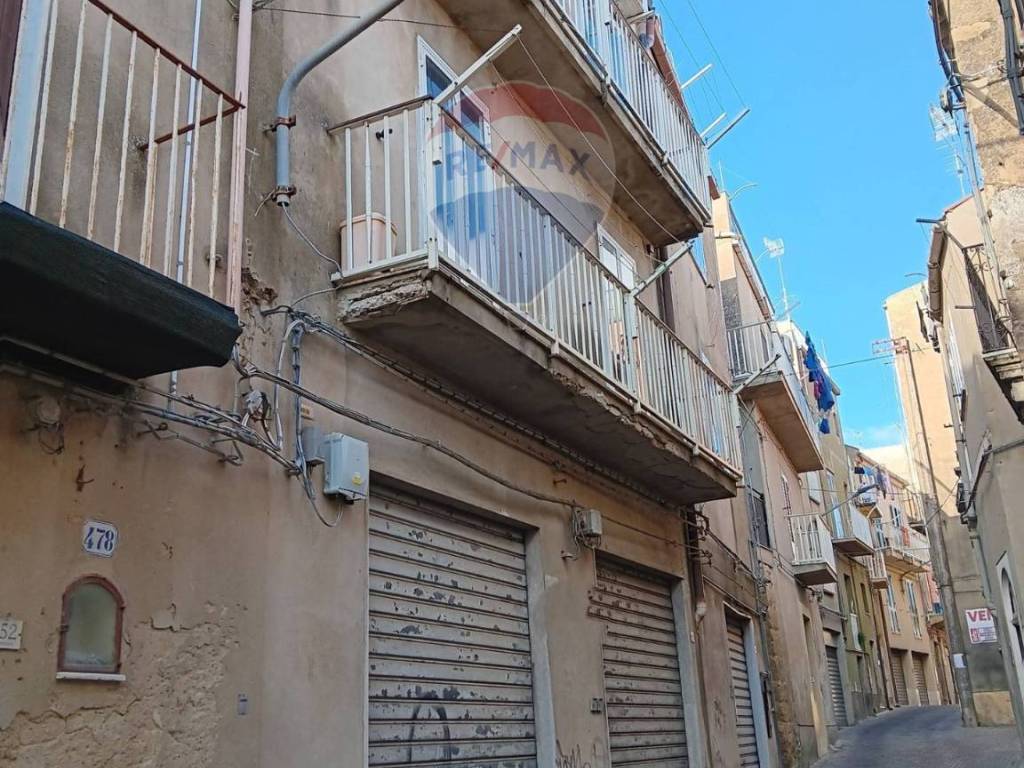 Casa indipendente a Enna in Via Mercato, 442 - Foto 2