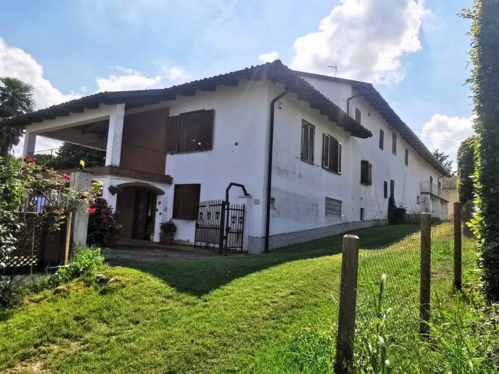 Villa a Montiglio monferrato in Frazione Rocca, 46 - Foto 3