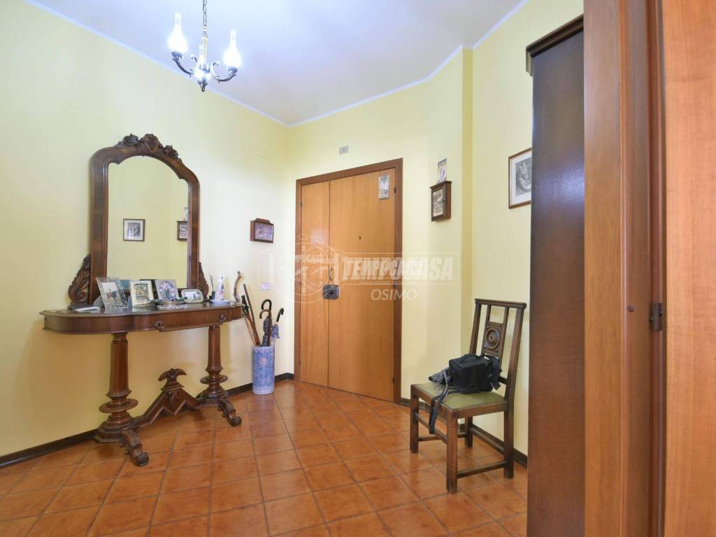 Appartamento a Osimo in Via Michelangelo - Foto 3