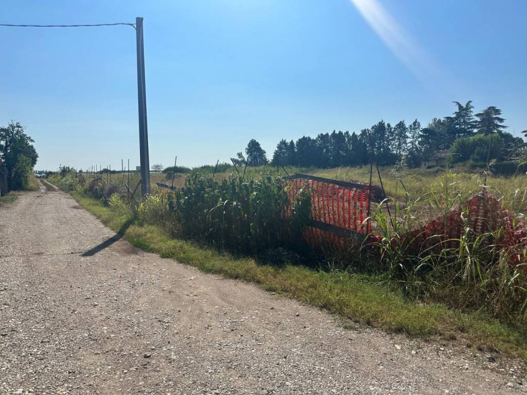 Terreno a Verona in STRADONE LA RIZZA - Foto 4