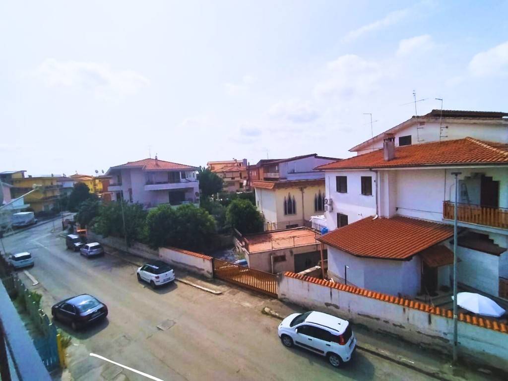 Appartamento a Aprilia in Via Alfredo Testoni, 19 - Foto 2