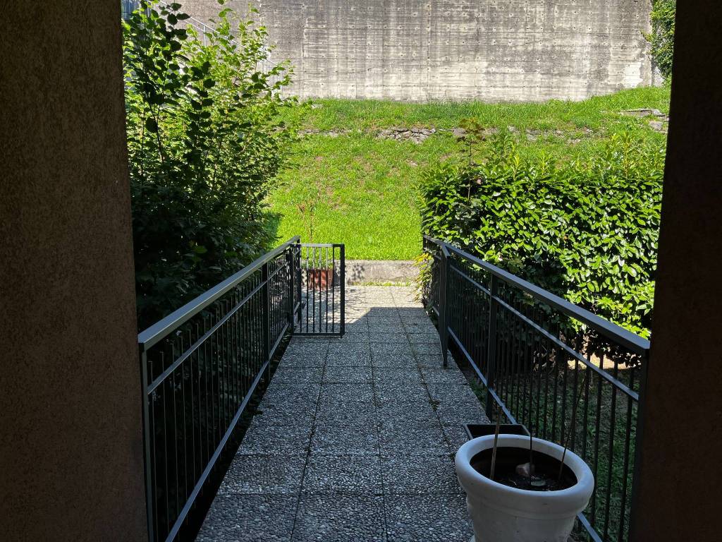 Appartamento a Como in Via per Brunate - Foto 5