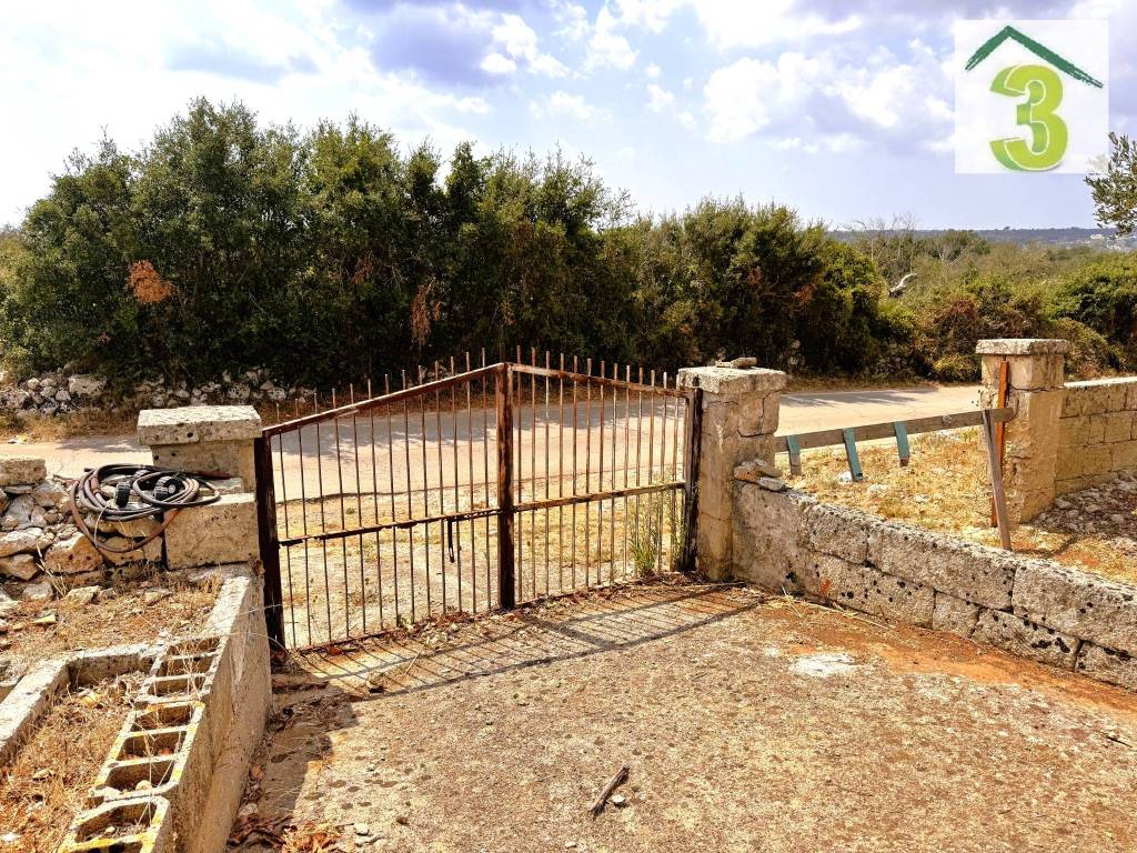 Casa indipendente a Tricase in Strada Comunale Vecchia Serra del Porto - Foto 2
