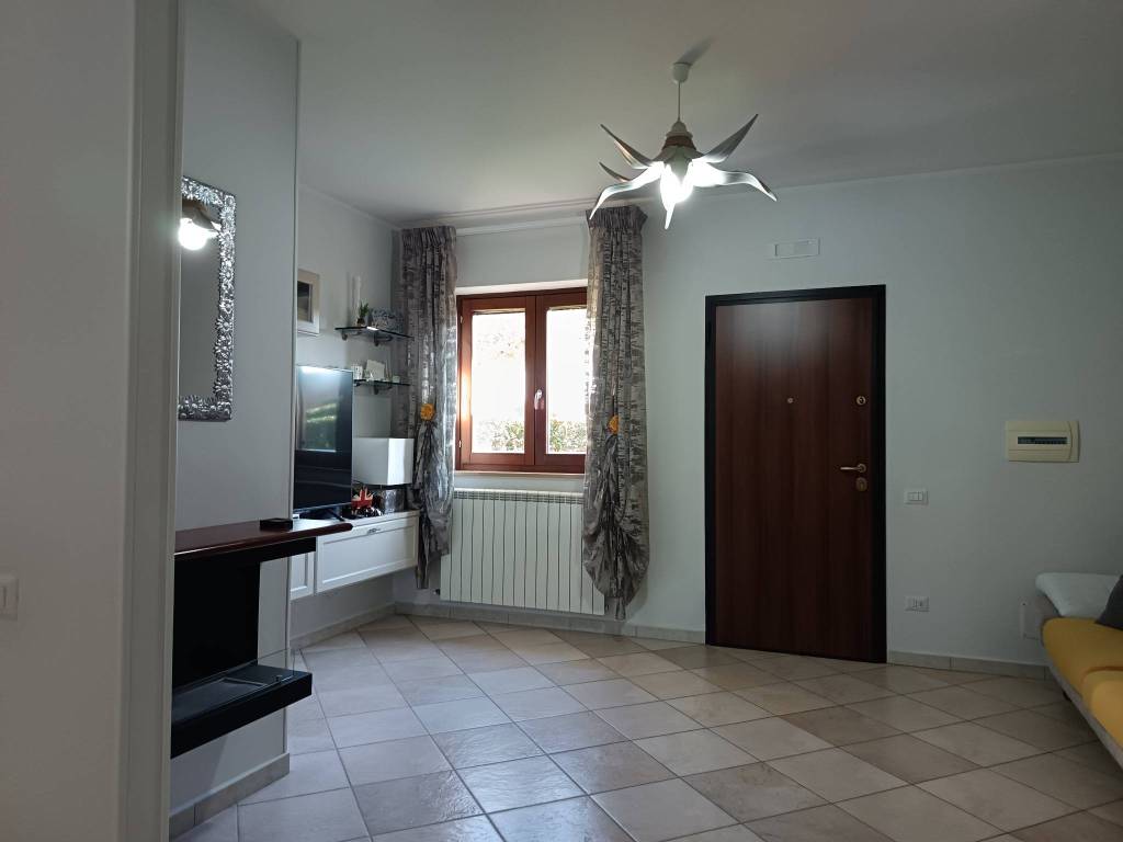 Appartamento a Valmontone in Via Casilina - Foto 3