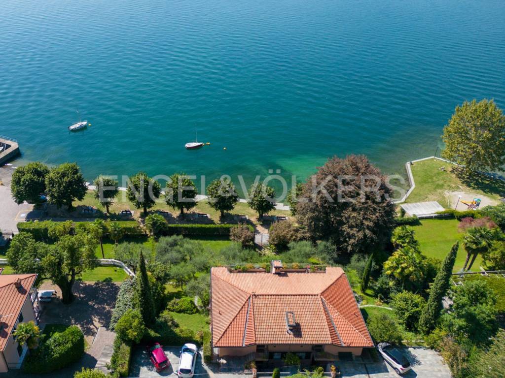 Appartamento a Leggiuno in Via Lago Maggiore, 55 - Foto 2