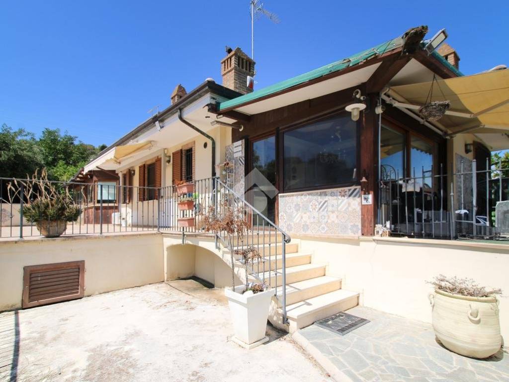 Casa indipendente a Porto san giorgio in Via S. Francesco D'Assisi, 2 - Foto 2