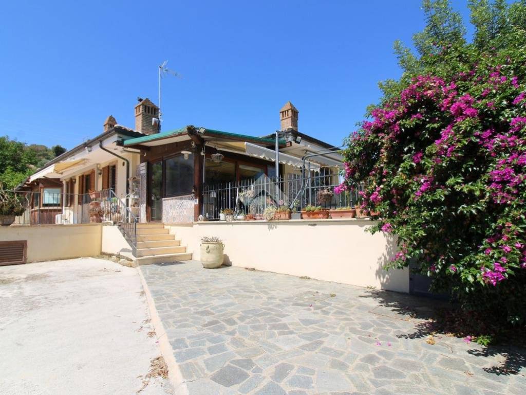 Casa indipendente a Porto san giorgio in Via S. Francesco D'Assisi, 2 - Foto 3