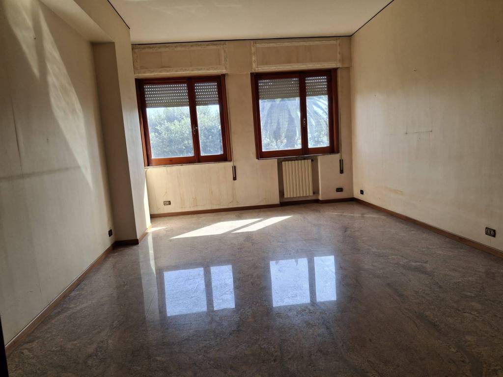Immobile a Taranto in Lungomare Vittorio Emanuele III, 15 - Foto 3