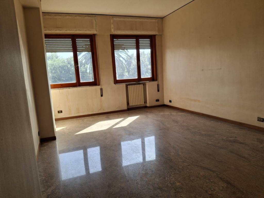 Immobile a Taranto in Lungomare Vittorio Emanuele III, 15 - Foto 4