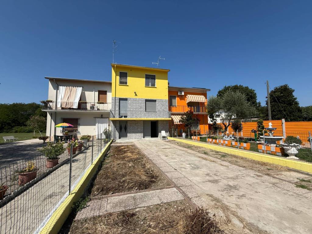 Villetta a schiera a Borgo mantovano - Foto 2