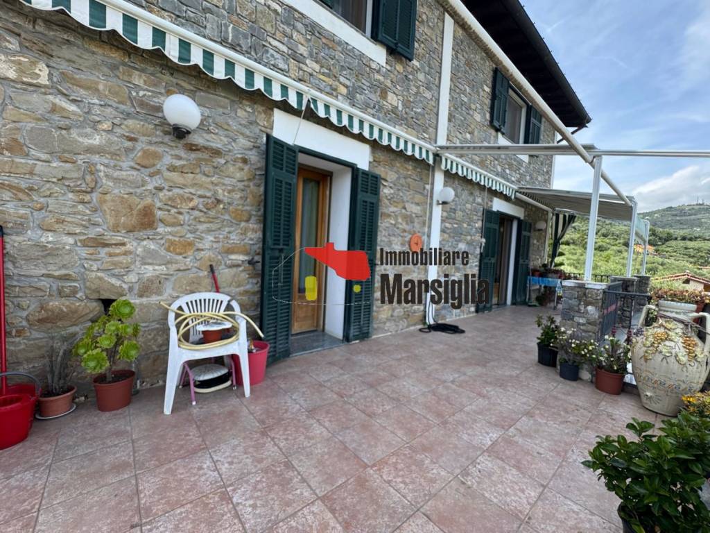 Villa a Dolceacqua in Via Monsignore Tornatore - Foto 2