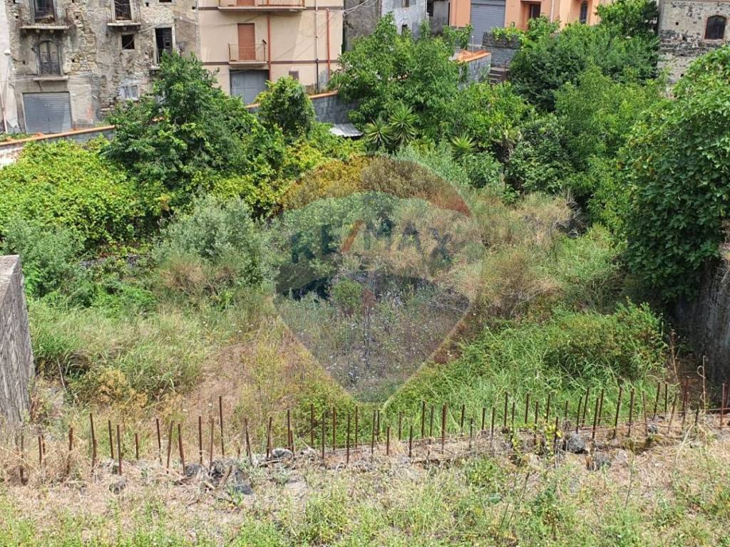Terreno a Castiglione di sicilia in VIA GUGLIELMO MARCONI - Foto 4
