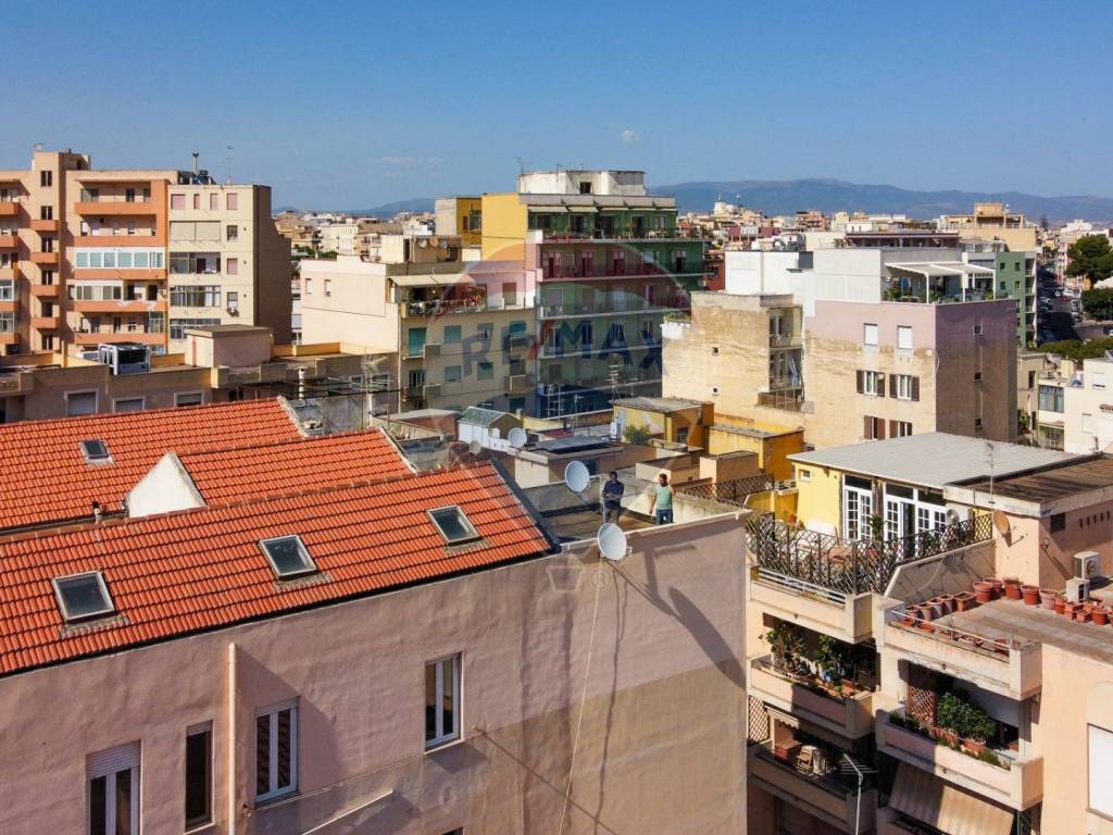 Attico / mansarda a Cagliari in Via Ada Negri, 7 - Foto 3