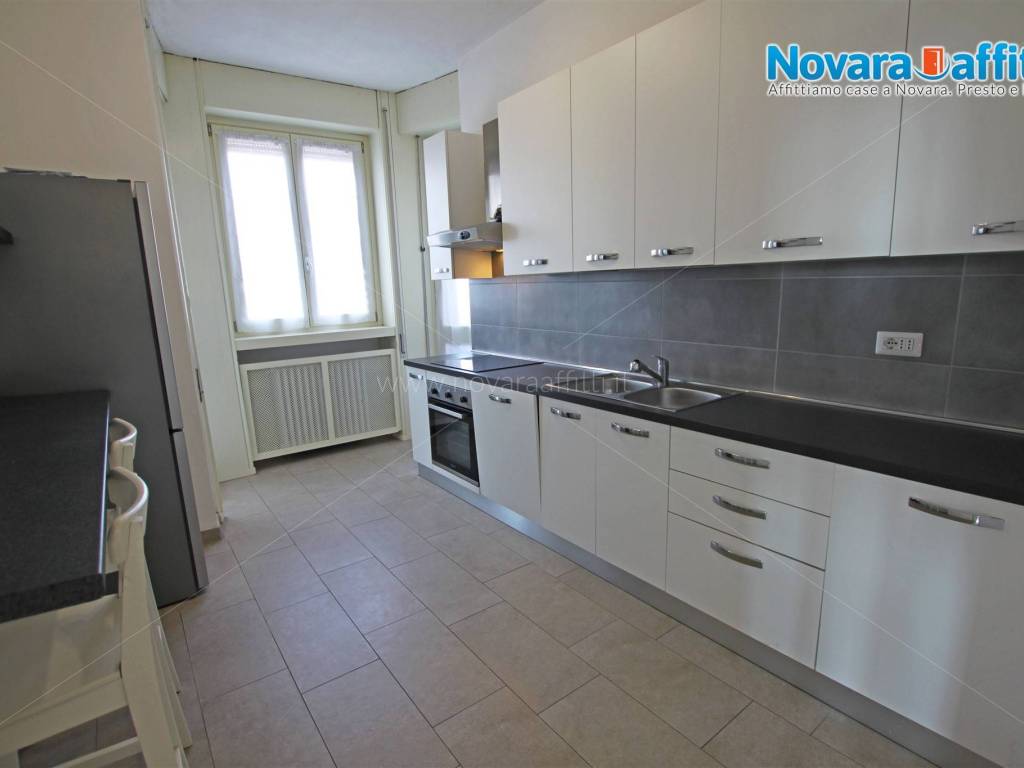 Appartamento a Novara in Baluardo Partigiani - Foto 5