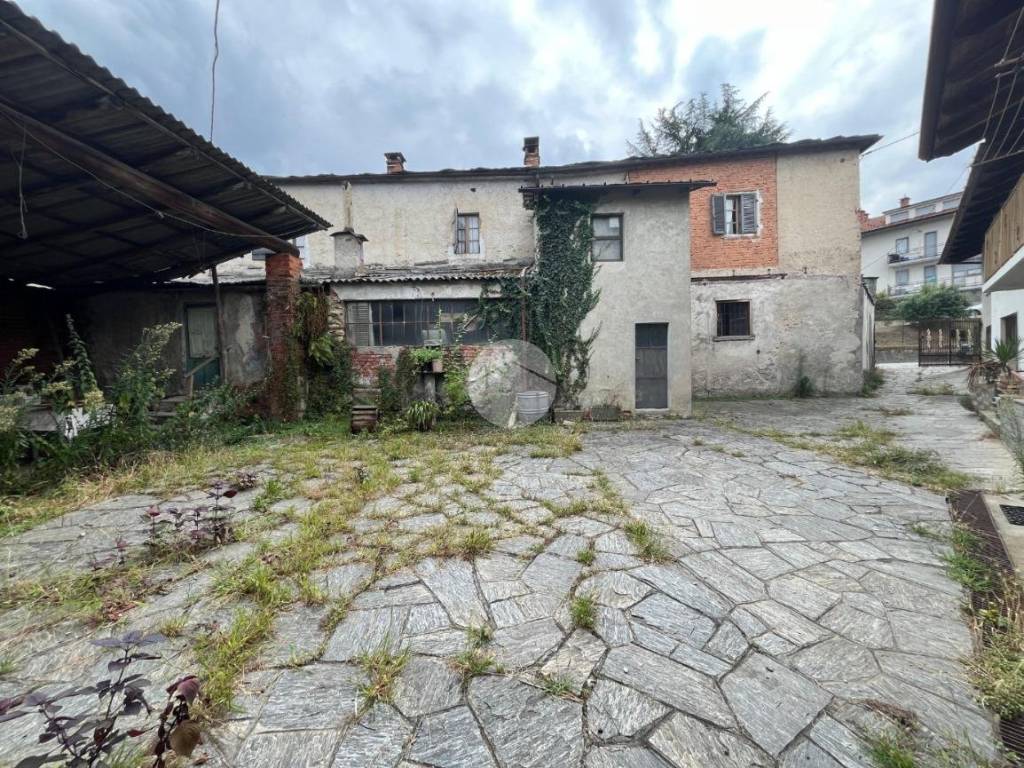 Casa indipendente a Barge in Via Carlo Alberto, 5 - Foto 3
