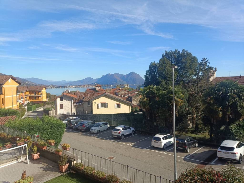Appartamento a Baveno in Piazza Monte Camoscio - Foto 2