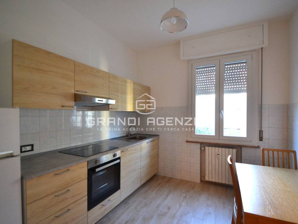 Appartamento a Parma in Via Edoardo Ughi - Foto 2