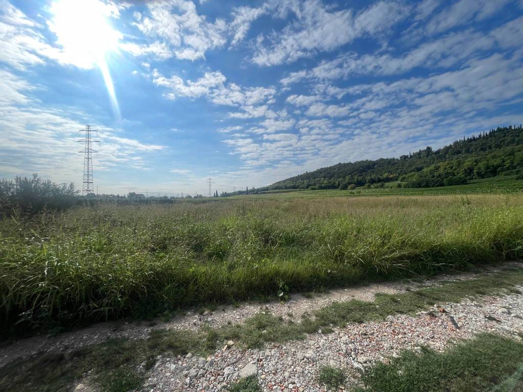 Terreno a Pastrengo in Località Pol di Piovezzano - Foto 2