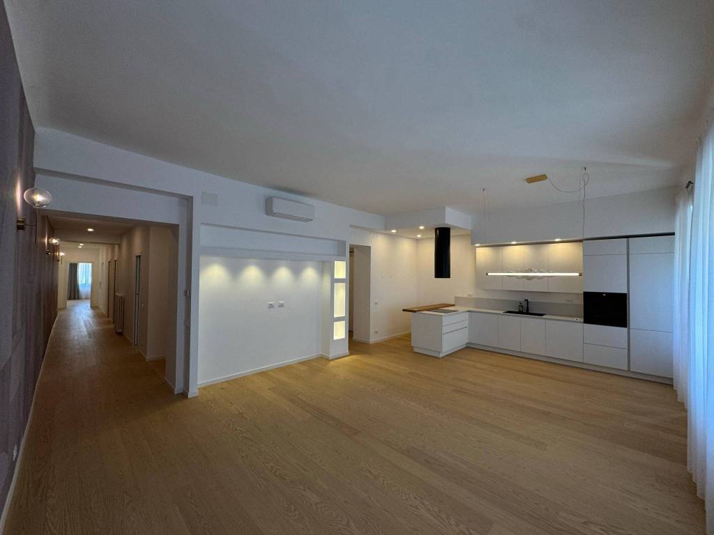 Appartamento a Trieste in Viale 20 Settembre, 54 - Foto 3