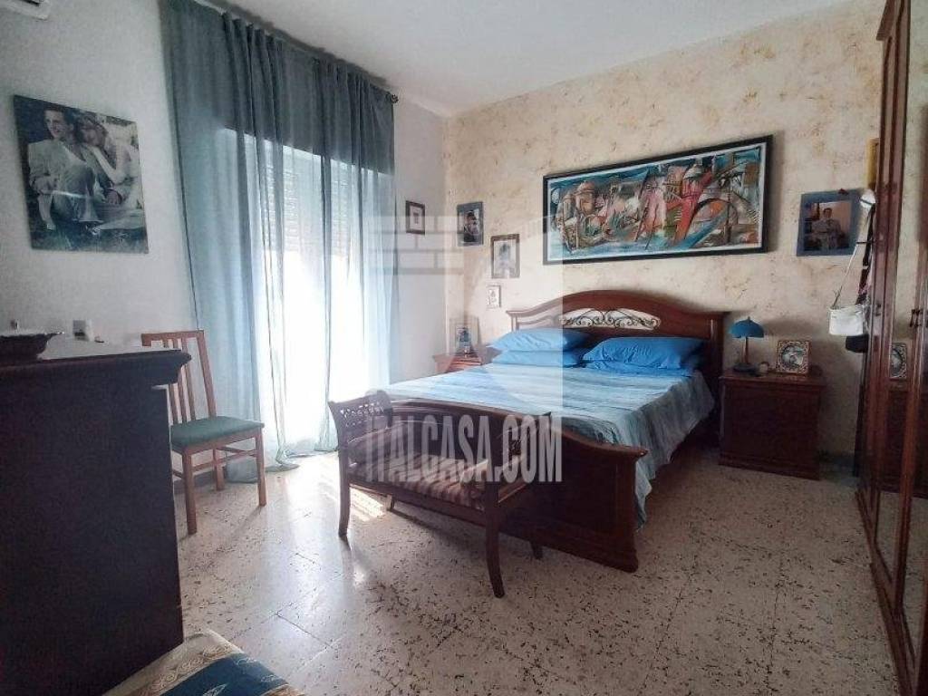 Appartamento a Crotone in viale matteotti - Foto 5
