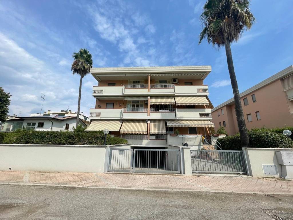 Appartamento a Martinsicuro in Via del Parco - Foto 2