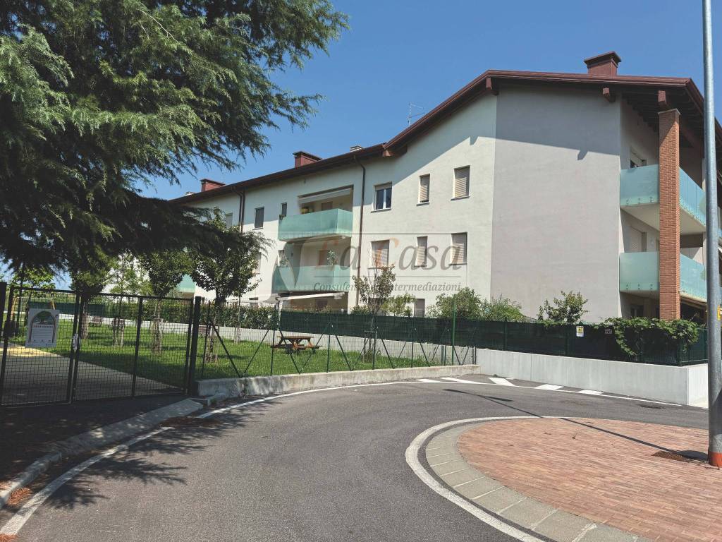 Appartamento a Verona in Via Bassone, 2 - Foto 3