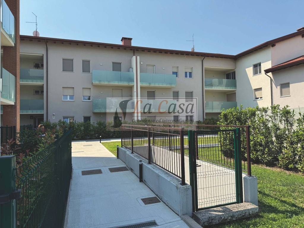 Appartamento a Verona in Via Bassone, 2 - Foto 5