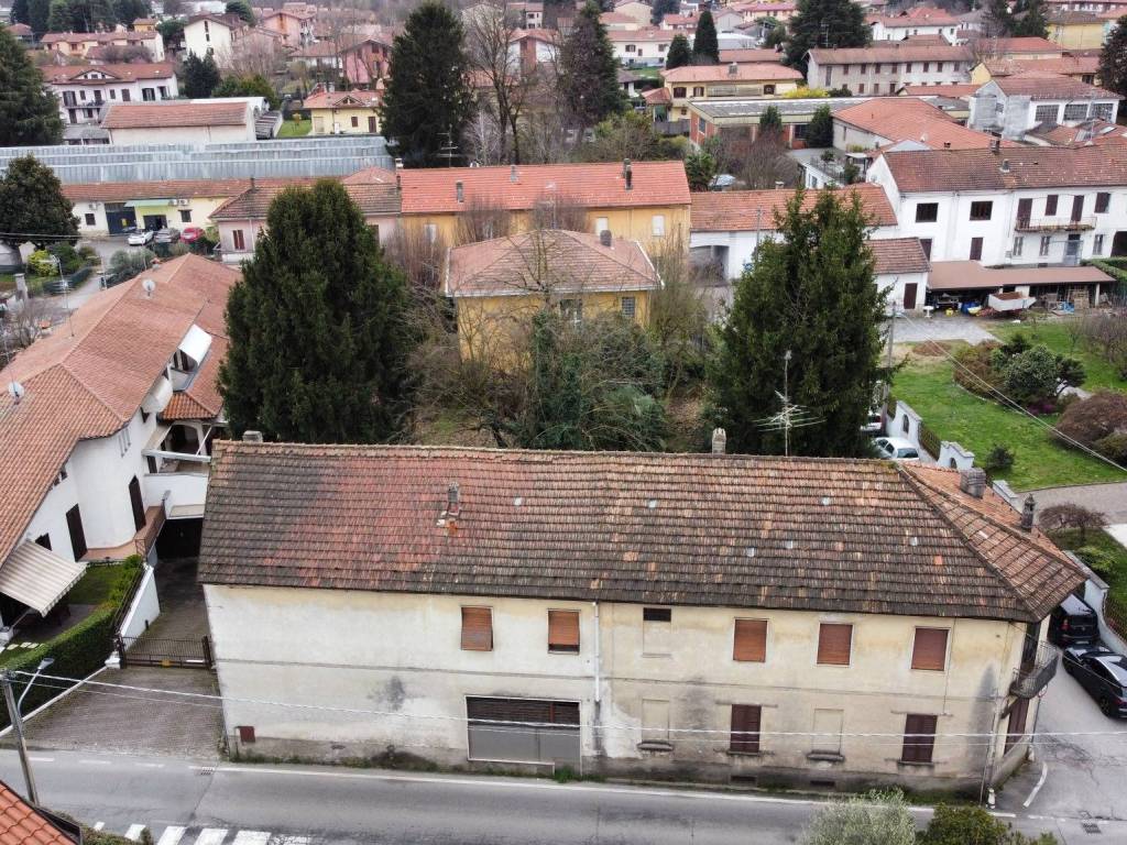 Villa a Arsago seprio in Via Francesco Petrarca, 1 - Foto 3