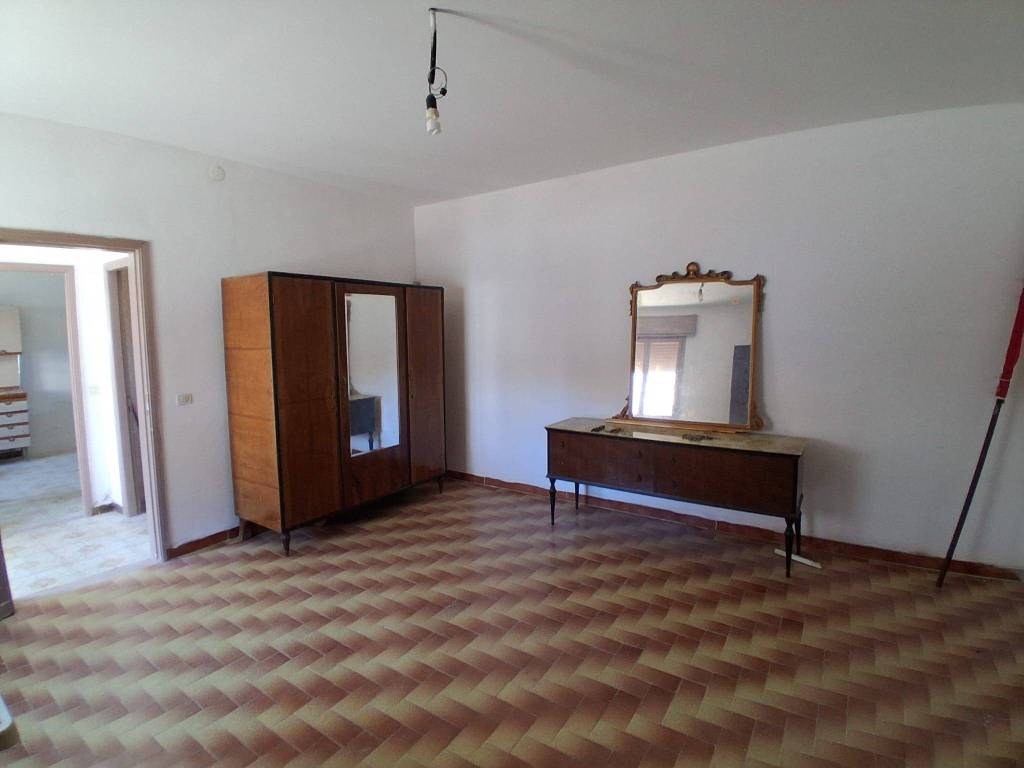 Villa a Taglio di po in Via Milite Ignoto - Foto 4