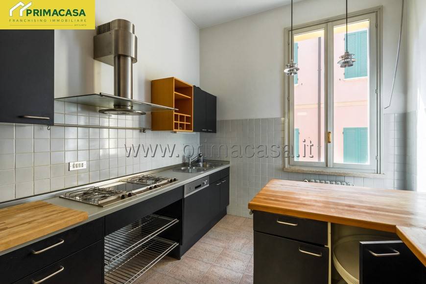 Appartamento a Correggio in Corso Camillo Benso di Cavour, 12 - Foto 5