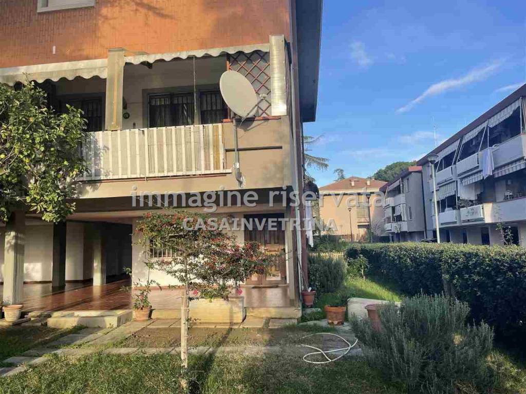 Appartamento a Grosseto in VIA ALLUMINIO , - Foto 3