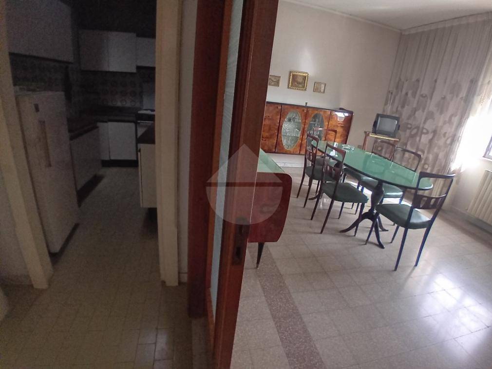 Appartamento a Cosenza in Via Gabriele Guido Pizzuti - Foto 5