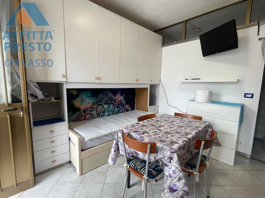 Appartamento a Chivasso in VIA CAIROLI, 2 - Foto 2