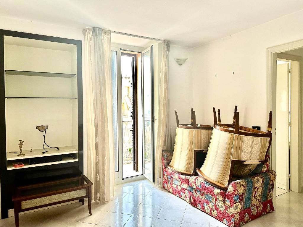 Casa indipendente a Fasano in Via Carlo Amati, 19 - Foto 4