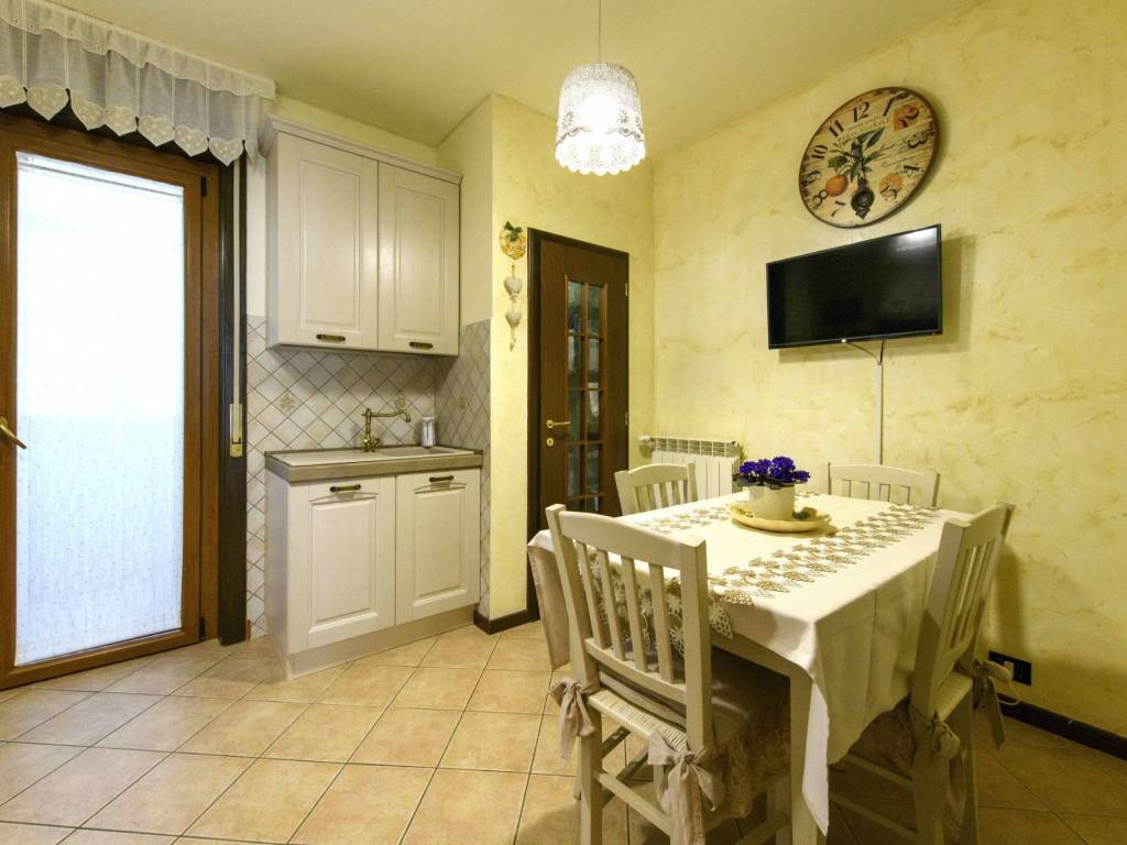 Appartamento a Gorizia in VIA GENERALE PAPA - Foto 3