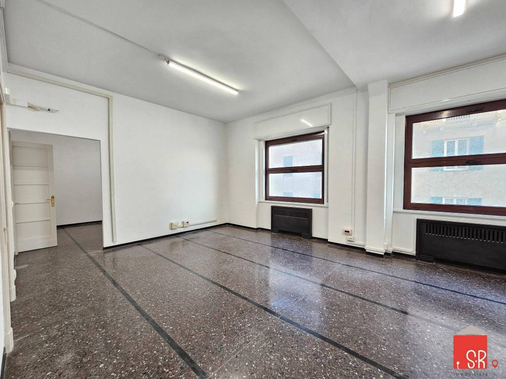 Immobile a Savona in Piazza Leon Pancaldo, 1 - Foto 4