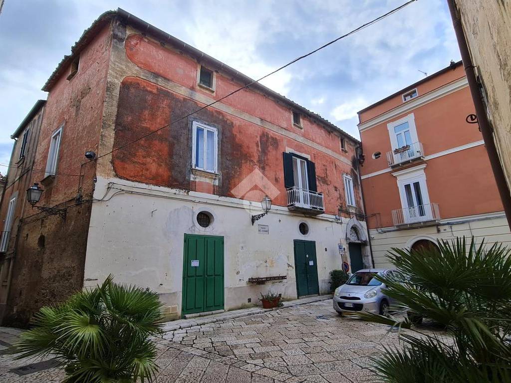 Palazzo / stabile a Sant'agata de' goti in Piazza del Carmine, 3 - Foto 2