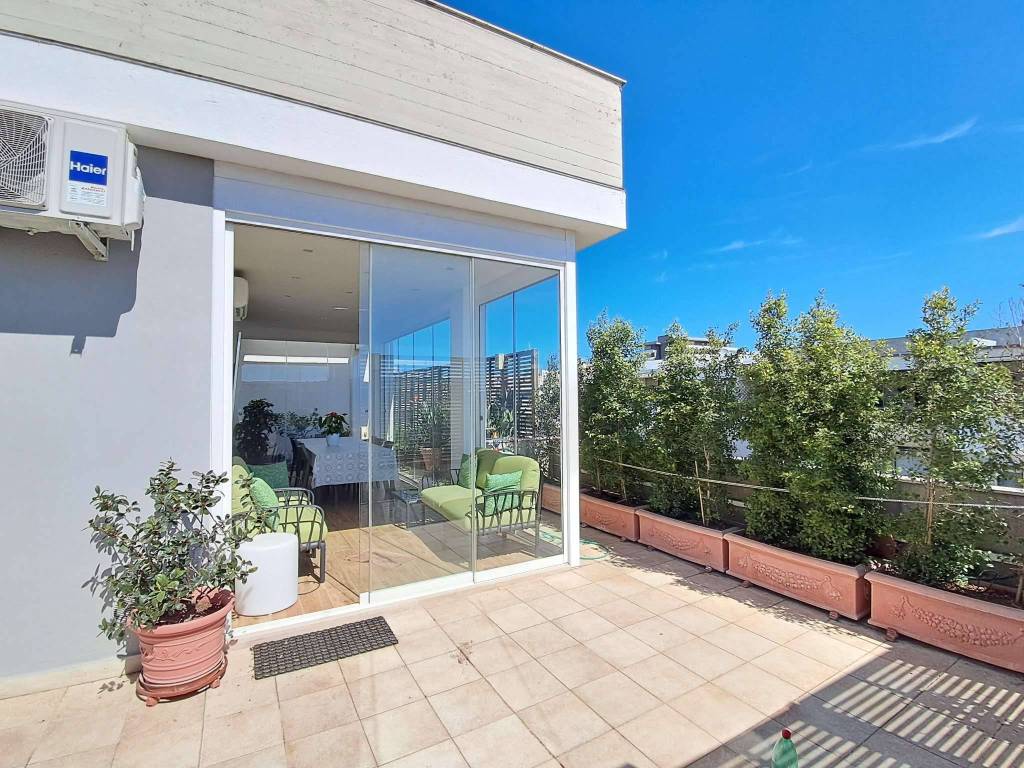 Attico / mansarda a Trani in via Avvocato Francesco de Bartolo - Foto 3