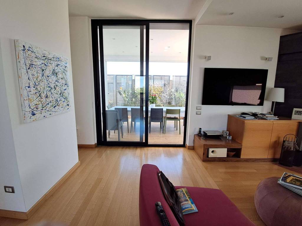 Attico / mansarda a Trani in via Avvocato Francesco de Bartolo - Foto 4