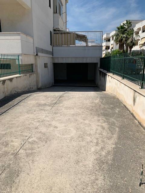 Box / garage a Vieste in Via Giacomo Puccini - Foto 4