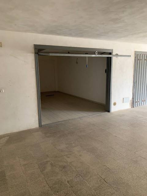 Box / garage a Vieste in Via Giacomo Puccini - Foto 5