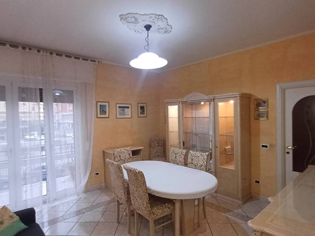 Appartamento a Novara in Via Costantino Perazzi - Foto 2