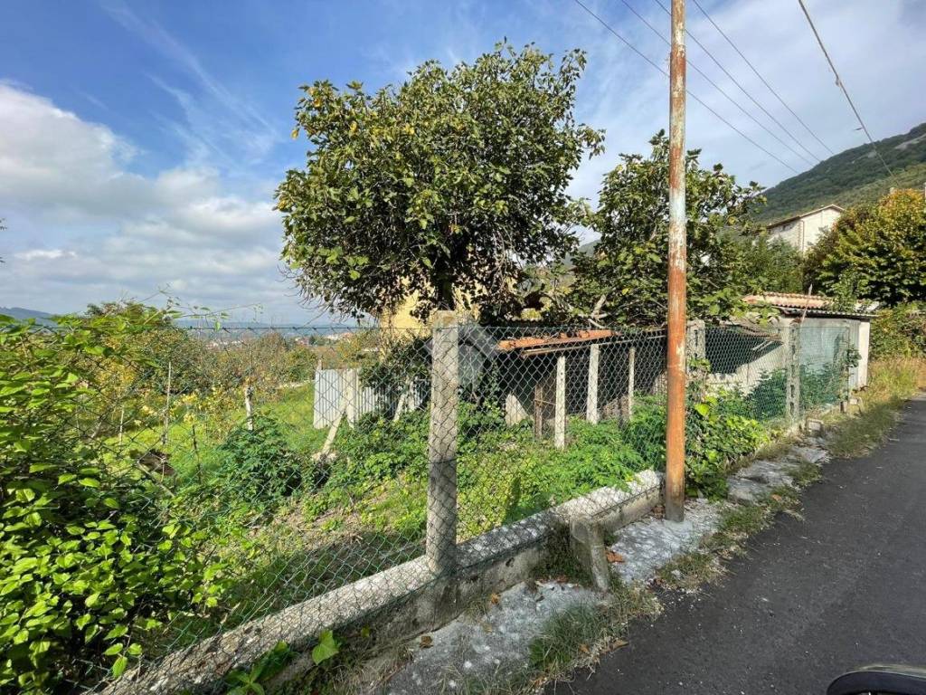 Terreno a Gubbio in Via dei Bettelli - Foto 2