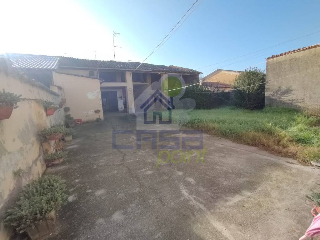 Casa indipendente a Canneto sull'oglio in via Bizzolano 51 - Foto 4