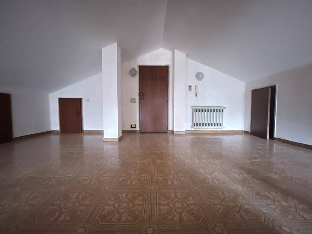 Attico / mansarda a Sommariva perno in Località Piano - Foto 3