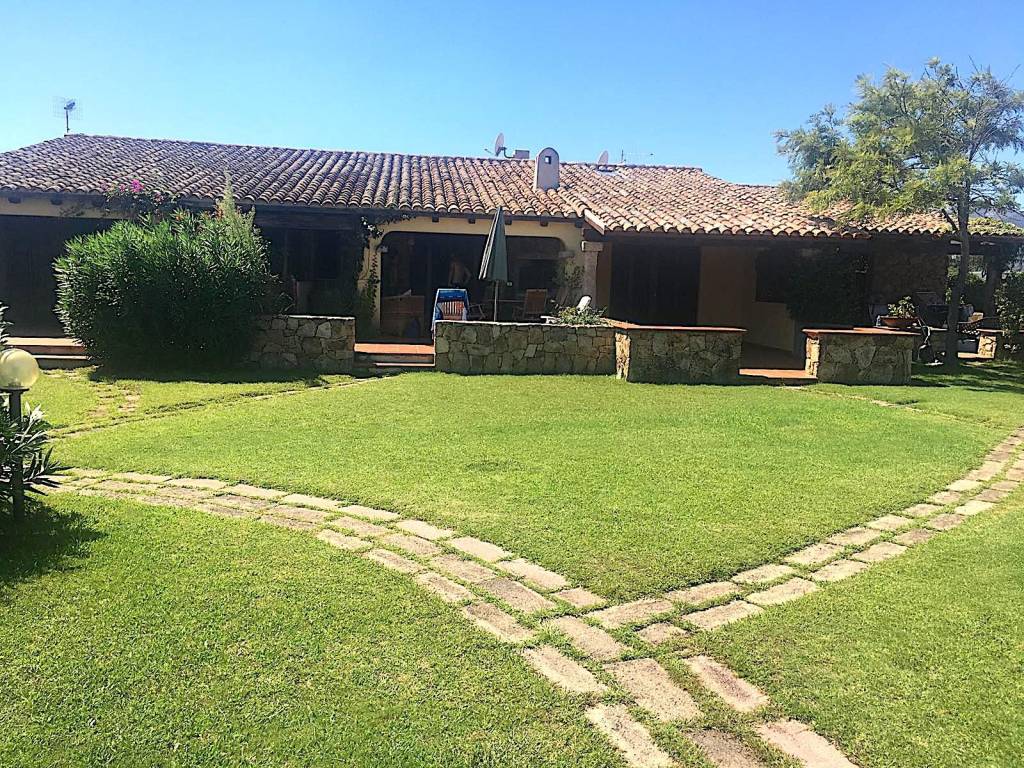 Villetta a schiera a San teodoro in Via Isuledda - Foto 4