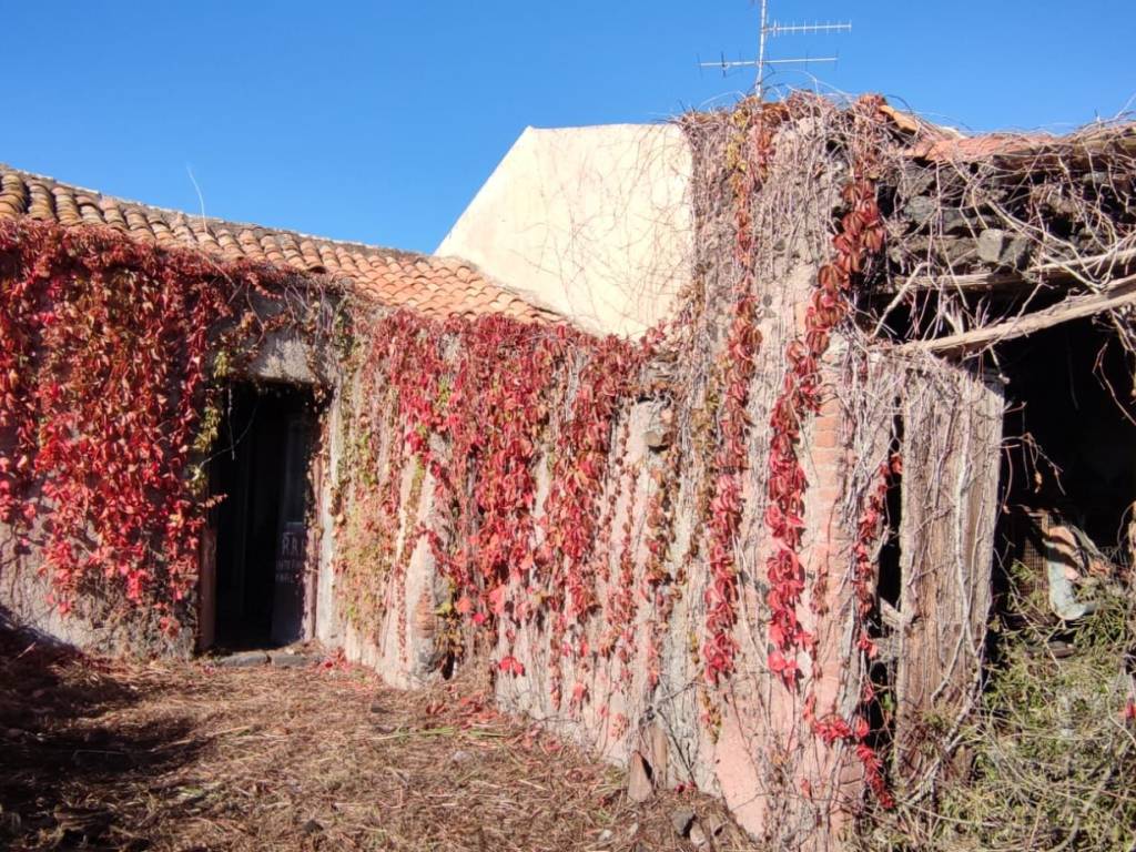Casa indipendente a Acireale in Via Isnello, 104 - Foto 3