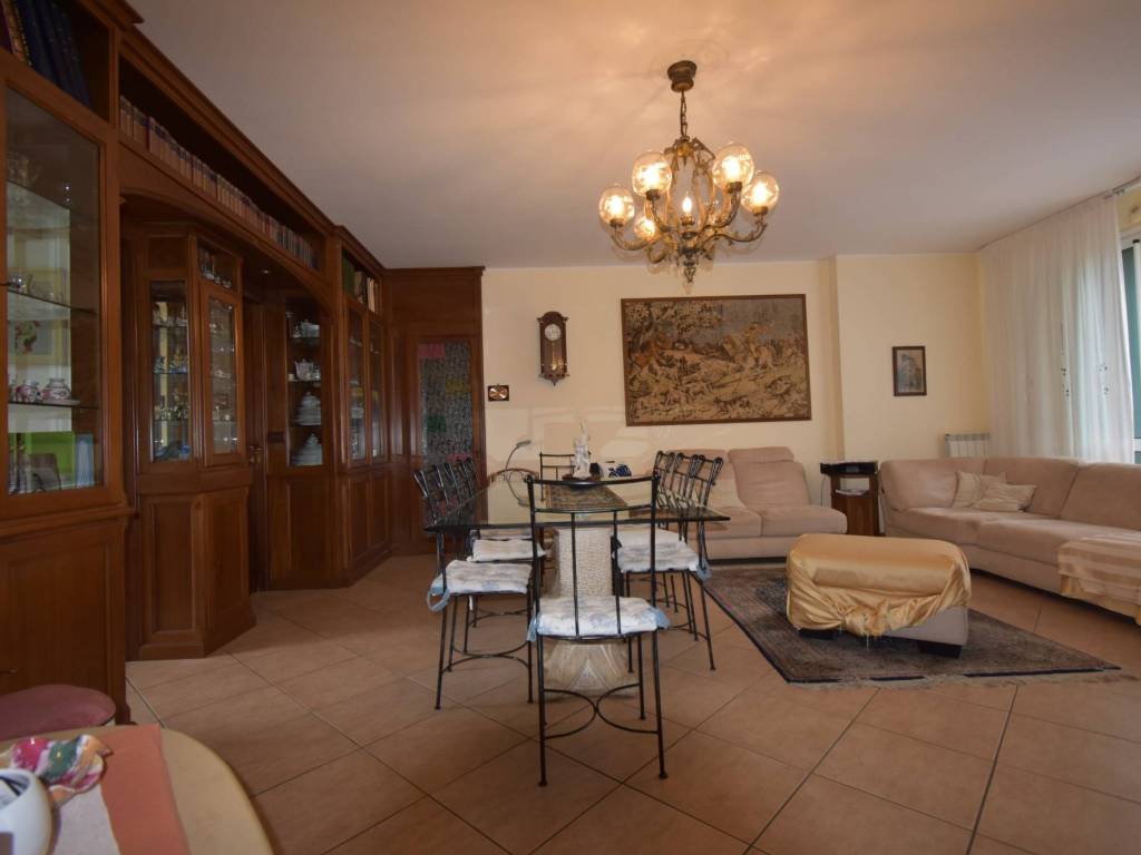 Appartamento a Taggia in Via San Francesco, 443 - Foto 4