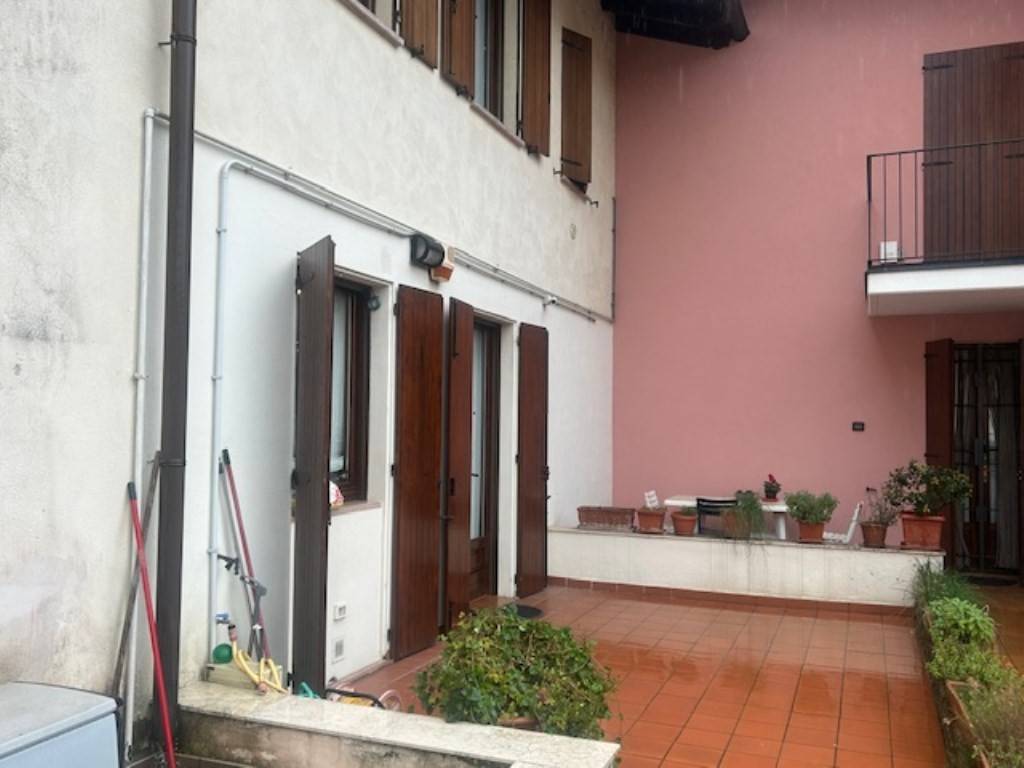 Appartamento a Volta mantovana in Via San Martino - Foto 2