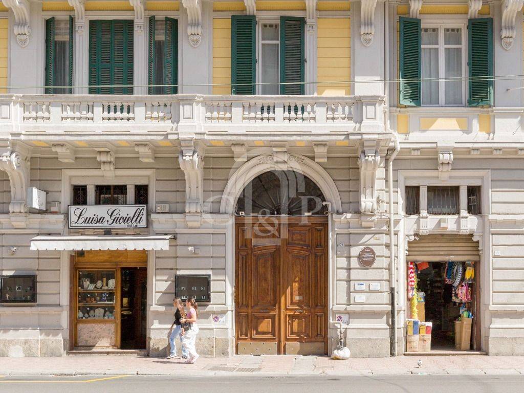 Attico / mansarda a Cagliari in Via Roma, 173 - Foto 2